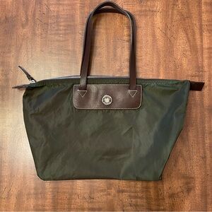 VGUC Dooney & Bourke Nylon Shoulder Bag / Tote - Hunter Green and Brown Leather
